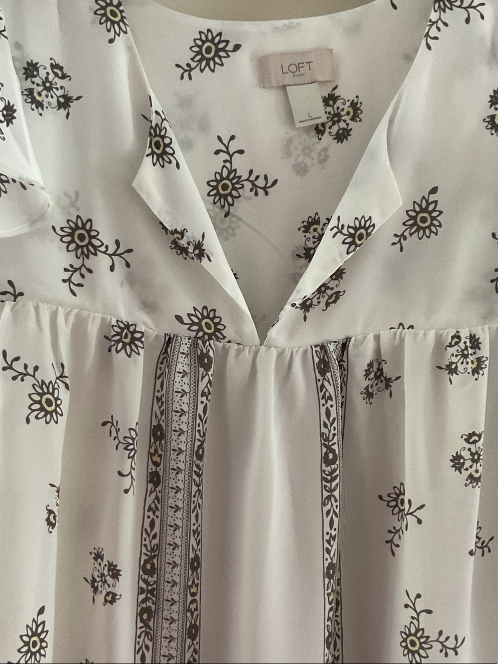 LOFT White Swing Top with Brown Floral Border and Flutter Sleeves - Picture 2 of 6